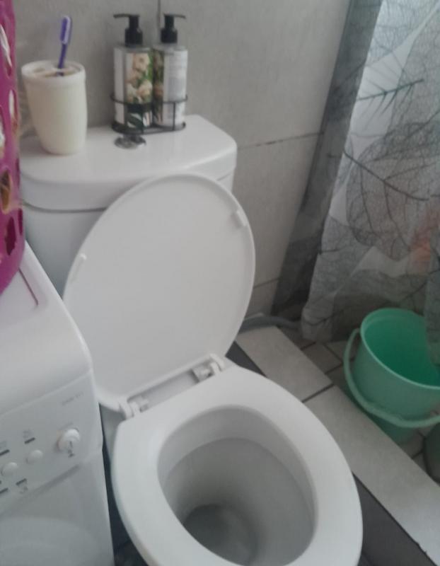 3 Bedroom Property for Sale in Zwelihle Western Cape